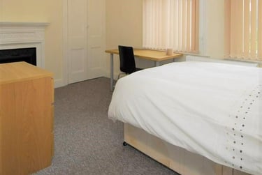 10 bed flat, Ebrington Street, City Centre, Plymouth, PL49AF - Image 4